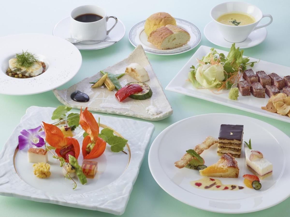 Kobe Seishin Oriental Hotel Bagian luar foto