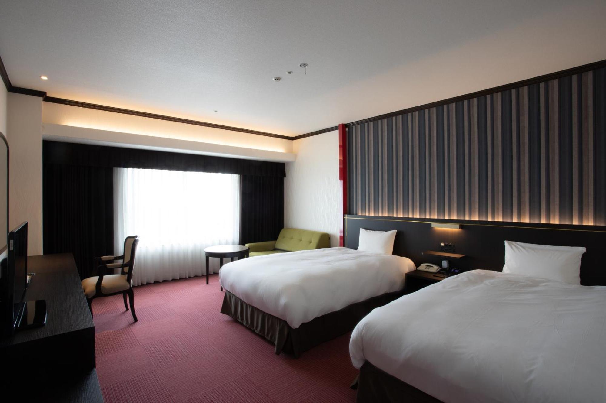 Kobe Seishin Oriental Hotel Bagian luar foto