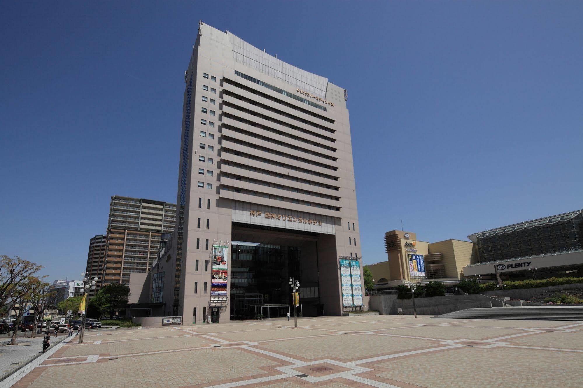 Kobe Seishin Oriental Hotel Bagian luar foto